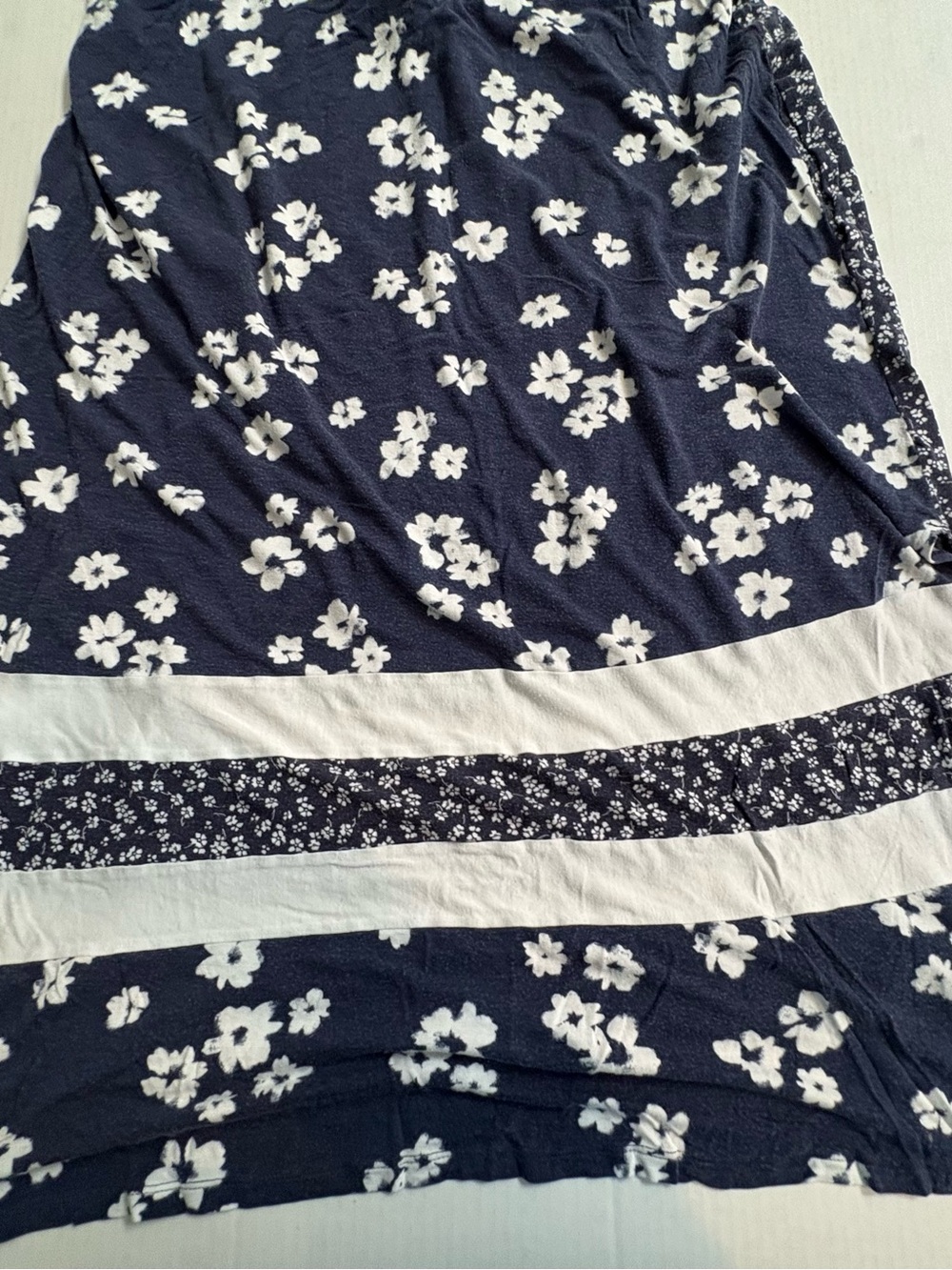 Vera Wang Navy and White Floral Maxi Dress Small - Picture 8 of 8